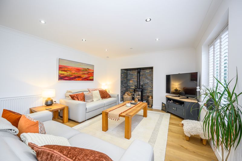 Sitting Room- click for photo gallery